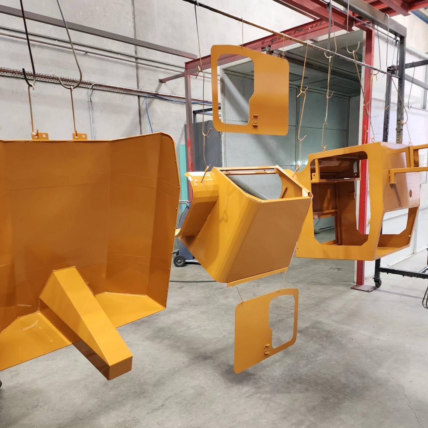 Fabricated structure prepared and finished in the workshop